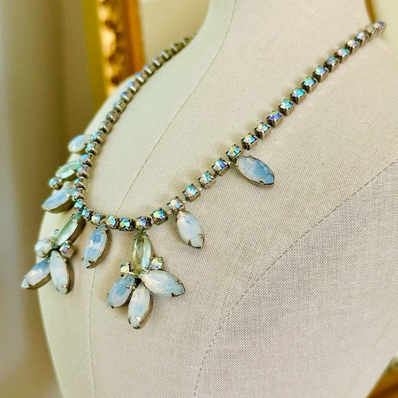 Vintage Blue Rhinestone Necklace - Picture 4 of 14